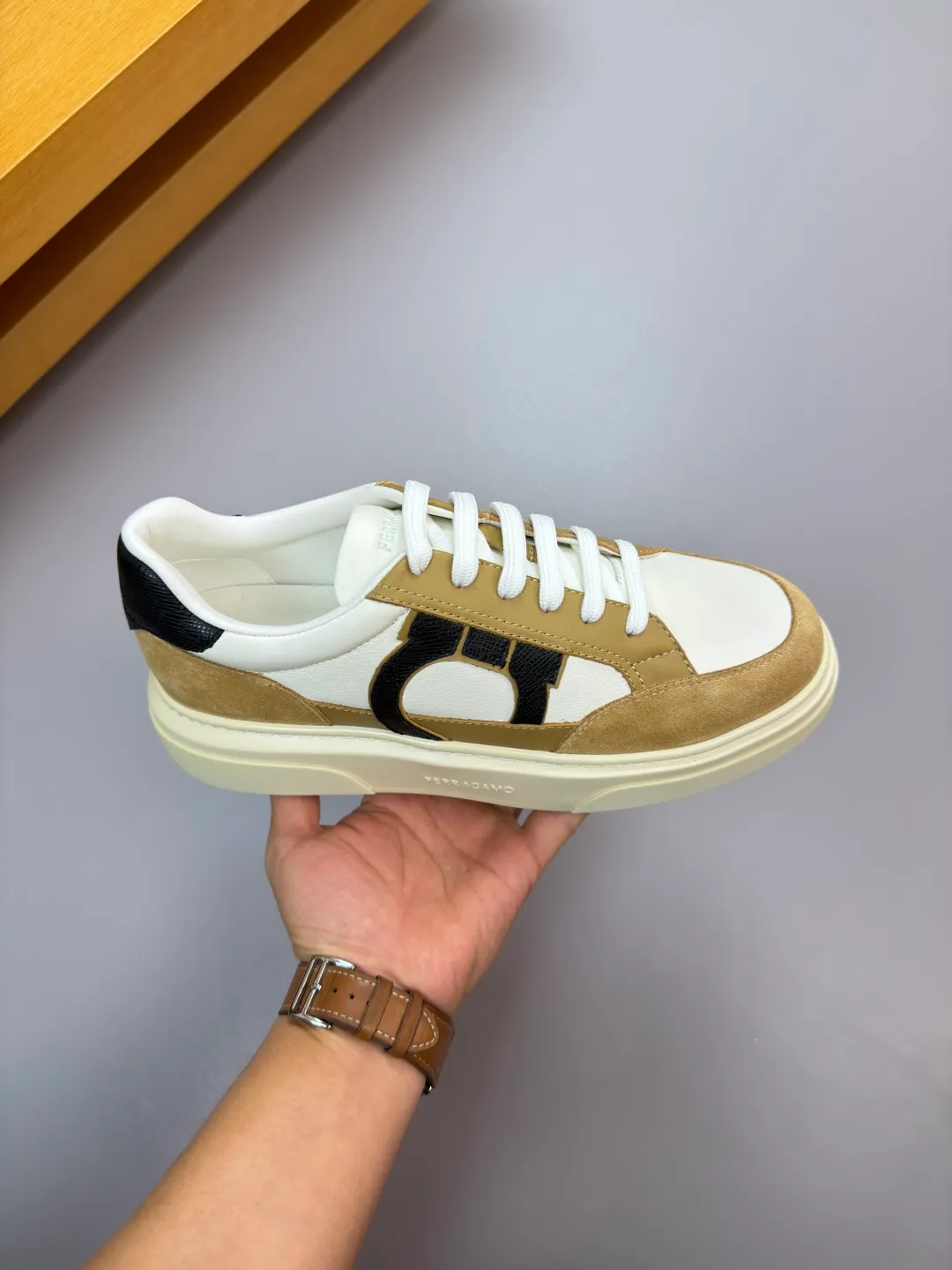 Men's men's shoes 💰440 [New style] 🏃‍♂️🏃‍♂️[Ferragamo] Ferragamo - High-end quality original order·Casual sports shoes -Upper: 🔝Nappa calfskin, suede calfskin, shoe body. Sewing brand totem, tongue air pressure brand logo -Inner: water-dyed cowhide -Outsole: ultra-light TPU foam rubber; molded outsole -Ultra-high quality control and fine workmanship: outstanding (high-end, extravagance, grade) -Size: 38-45 (46, can be customized)